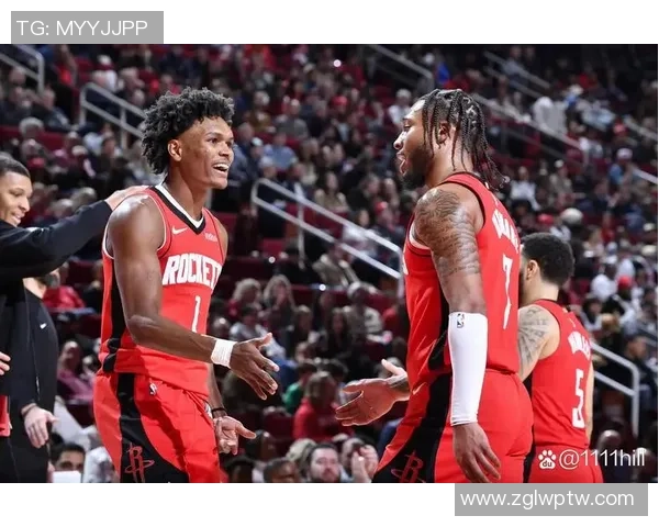 克利夫兰骑士对阵劲敌激战全场 展现超级球星的精湛技艺与绝妙配合