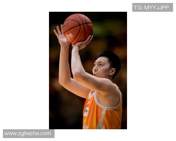 胡明轩率队再掀青春风暴展现中国篮球新生代无限潜力